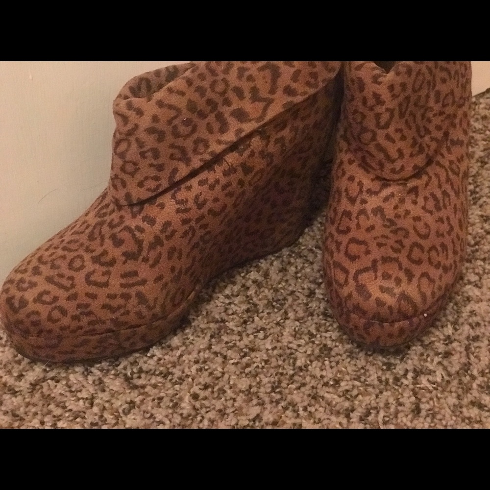 Wedges - Picture 2 of 2